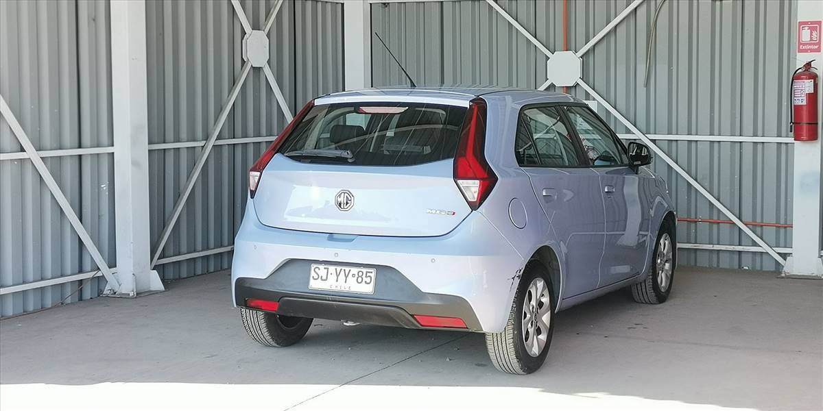 MG 3 HATCH BACK 1.5 AUT - Imagen 3