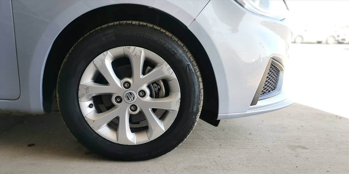 MG 3 HATCH BACK 1.5 AUT - Imagen 17