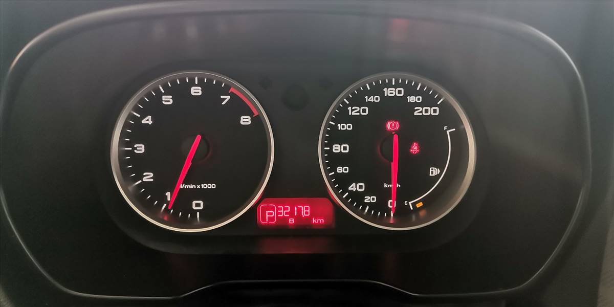 MG 3 HATCH BACK 1.5 AUT - Imagen 24