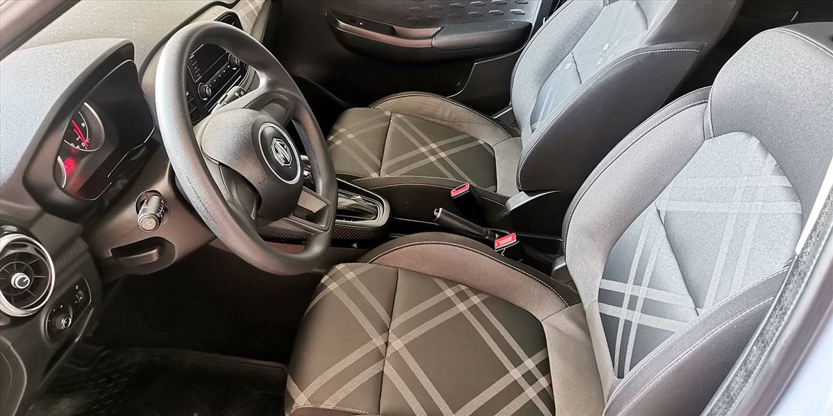 MG 3 HATCH BACK 1.5 AUT - Imagen 25