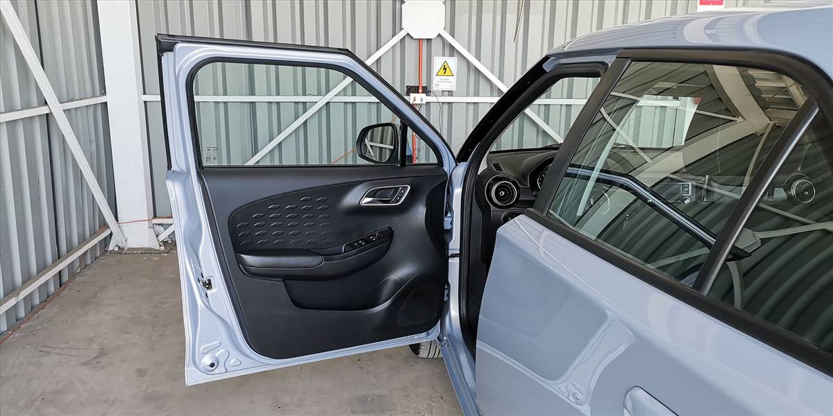MG 3 HATCH BACK 1.5 AUT - Imagen 27