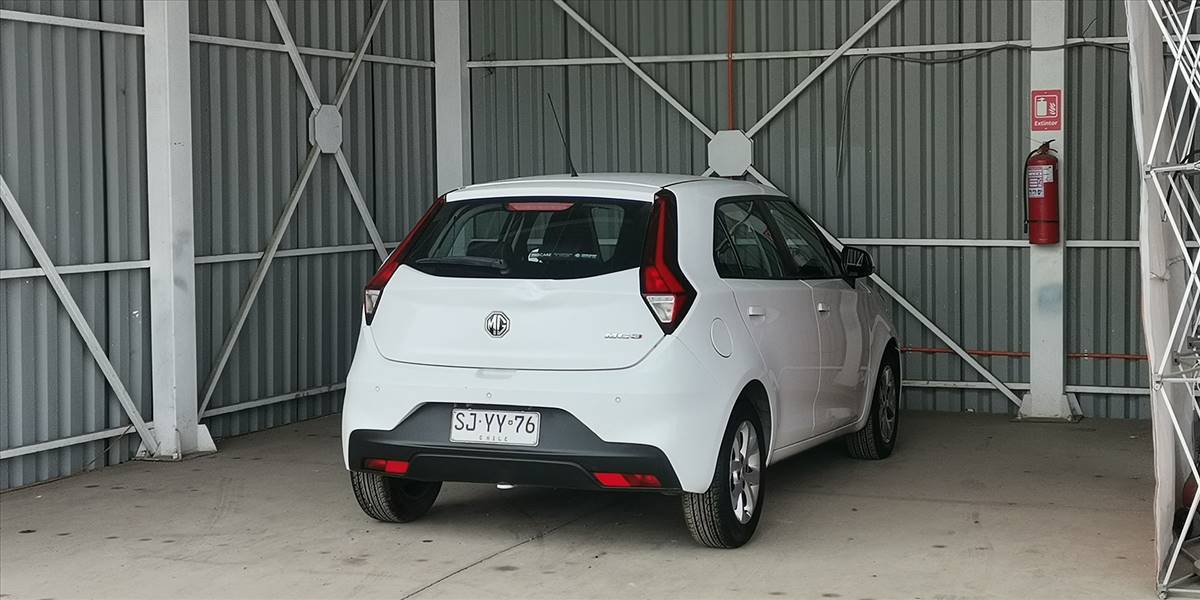 MG 3 HATCH BACK 1.5 AUT - Imagen 5