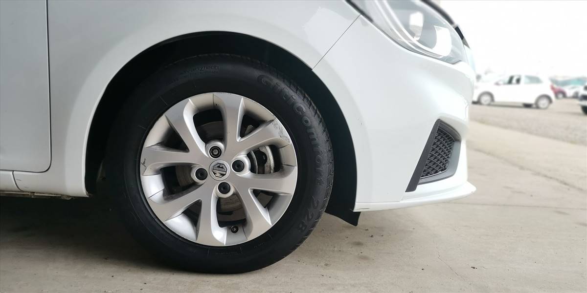 MG 3 HATCH BACK 1.5 AUT - Imagen 18