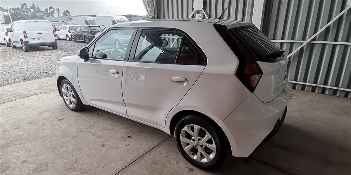 MG 3 HATCH BACK 1.5 AUT - Imagen 28