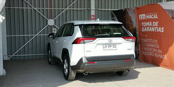 TOYOTA RAV 4 2.0 - Imagen 9