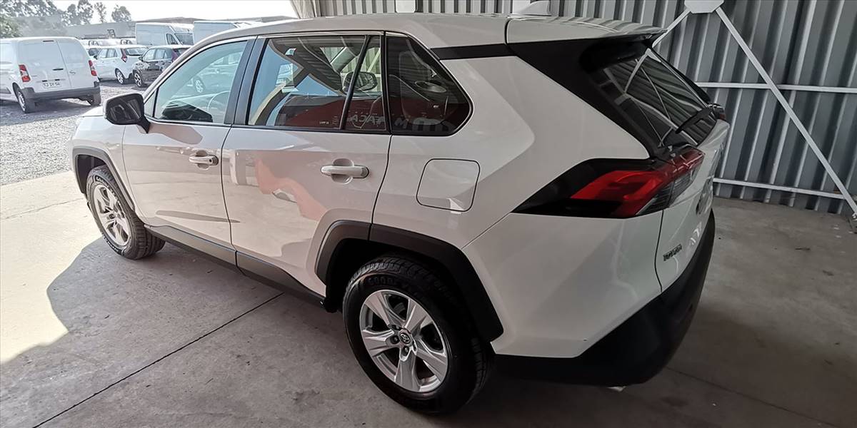TOYOTA RAV 4 2.0 - Imagen 13
