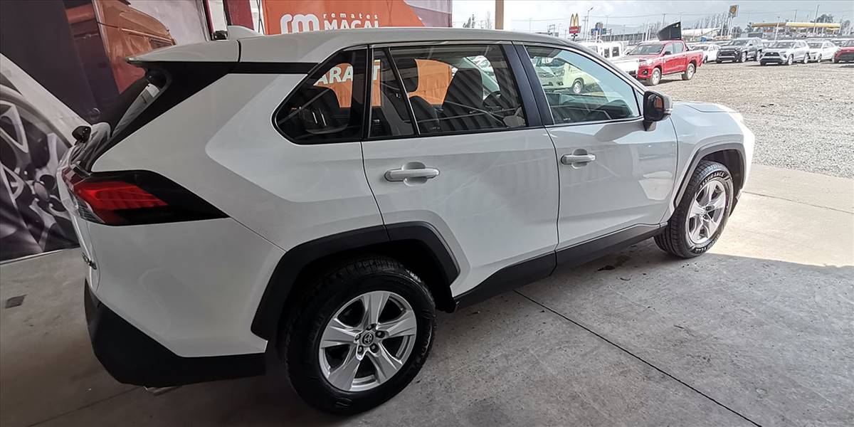 TOYOTA RAV 4 2.0 - Imagen 14