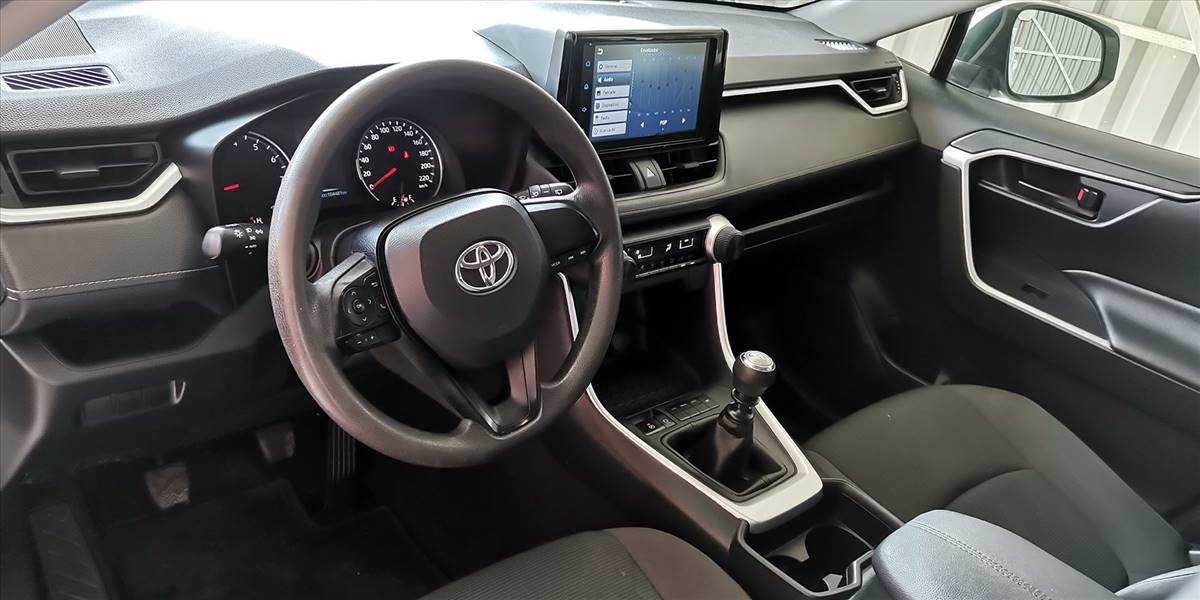 TOYOTA RAV 4 2.0 - Imagen 24