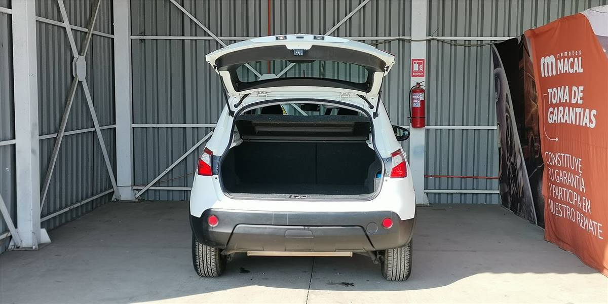 NISSAN QASHQAI 2.0 AUT - Imagen 13