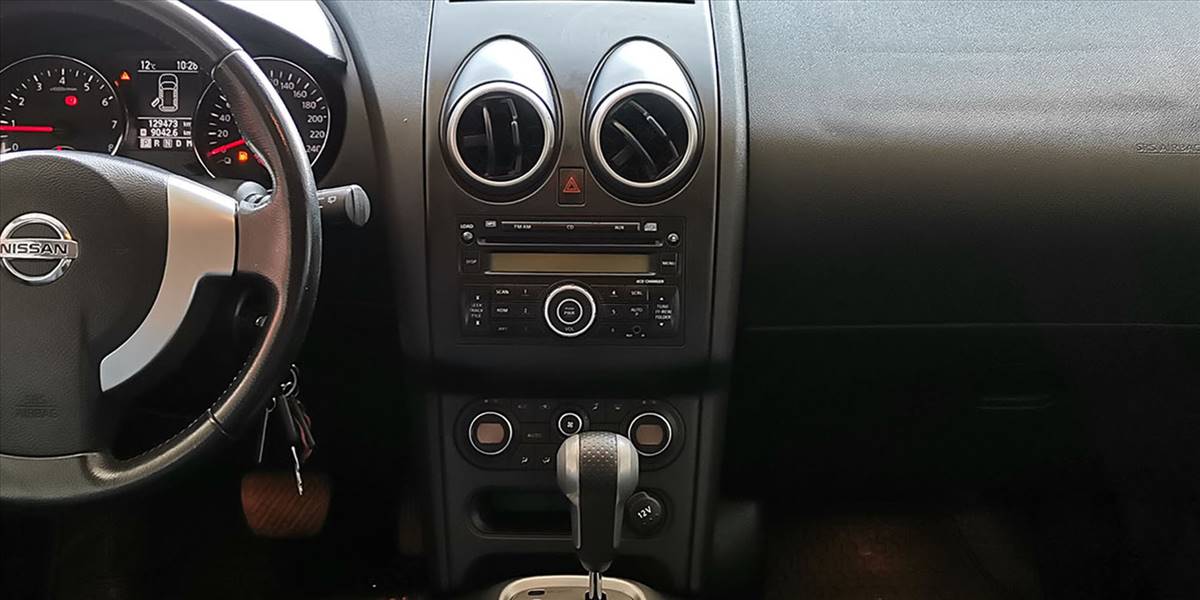 NISSAN QASHQAI 2.0 AUT - Imagen 24