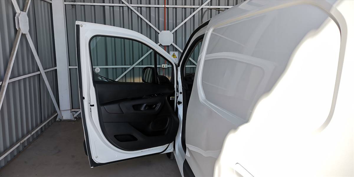 PEUGEOT PARTNER HDI 92 L1 1.6 - Imagen 24