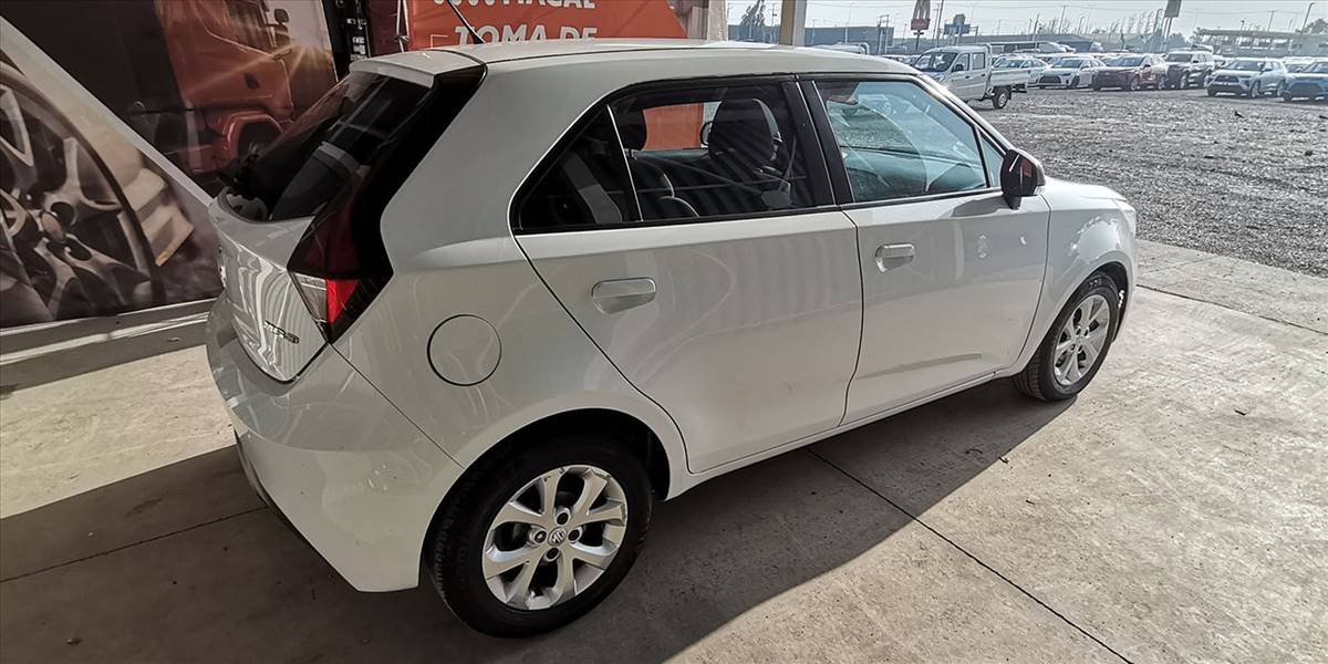 MG 3 HATCH BACK 1.5 AUT - Imagen 11