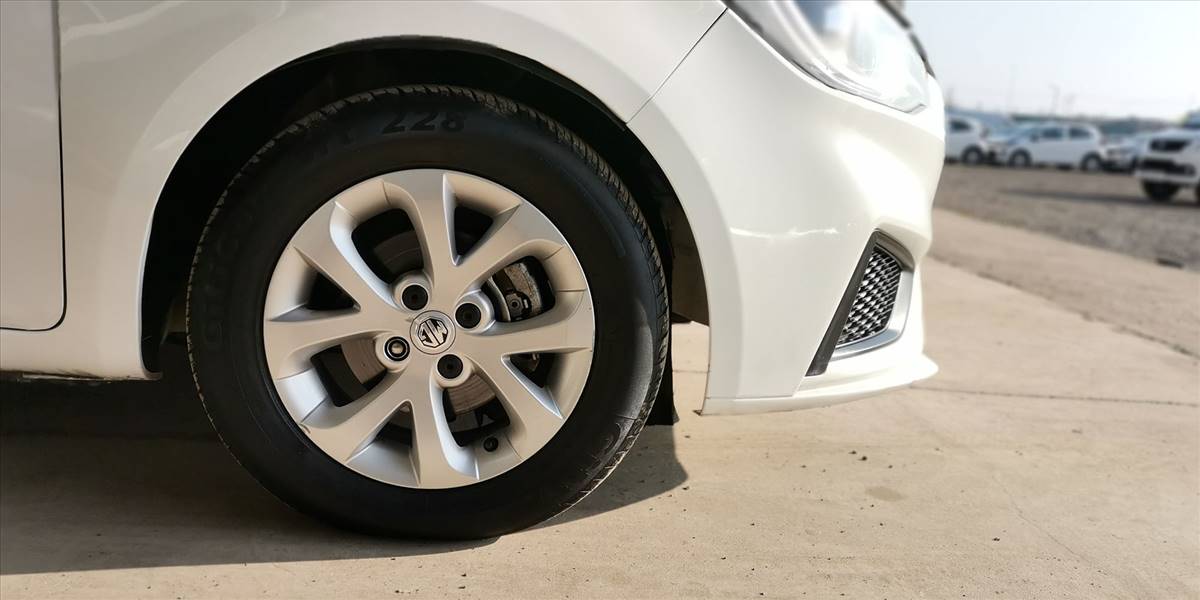 MG 3 HATCH BACK 1.5 AUT - Imagen 17