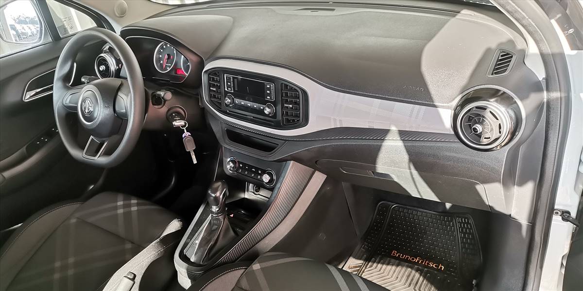 MG 3 HATCH BACK 1.5 AUT - Imagen 22