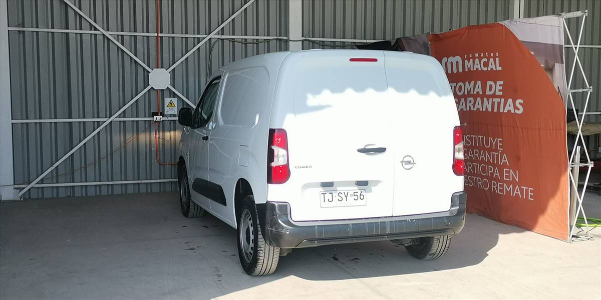 OPEL COMBO 4X2 1.5 - Imagen 5