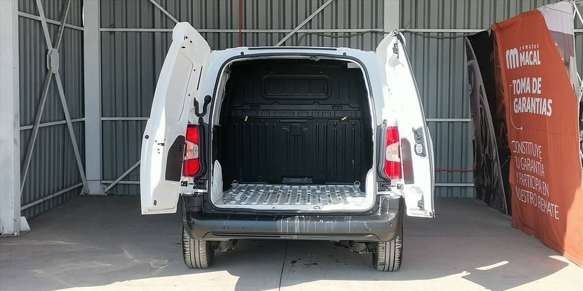 OPEL COMBO 4X2 1.5 - Imagen 10