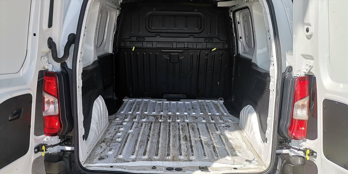 OPEL COMBO 4X2 1.5 - Imagen 11