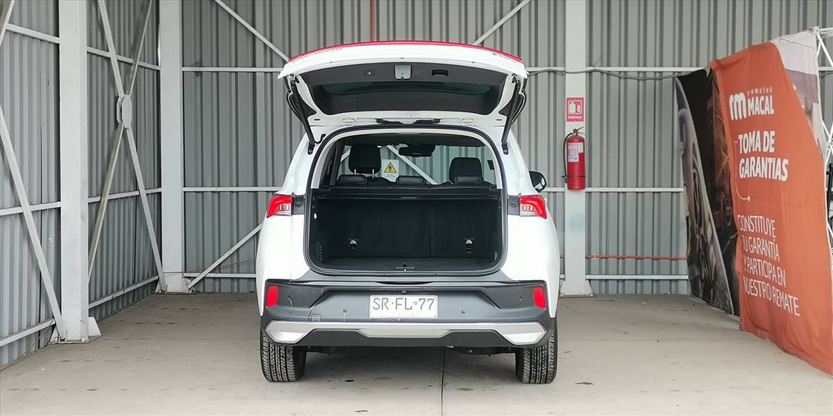 MAXUS EUNIQ 6 4X2 AUT - Imagen 13