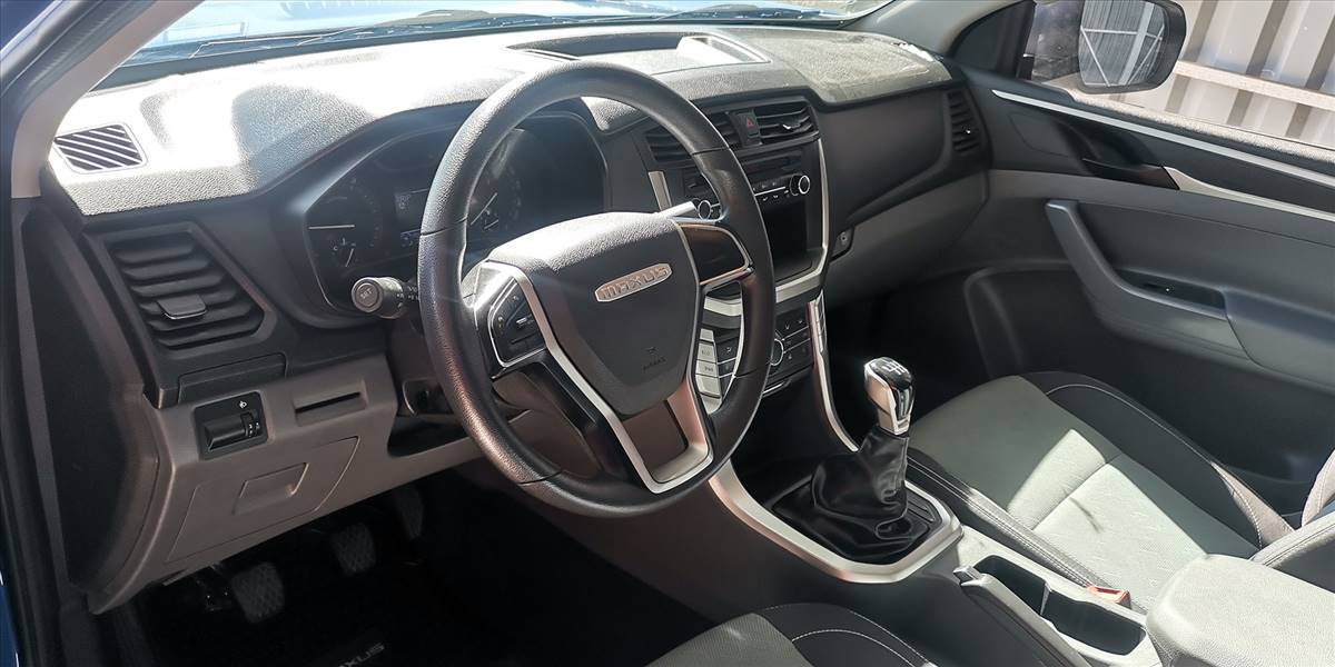 MAXUS T60 DCAB 4X2 2.0 - Imagen 21