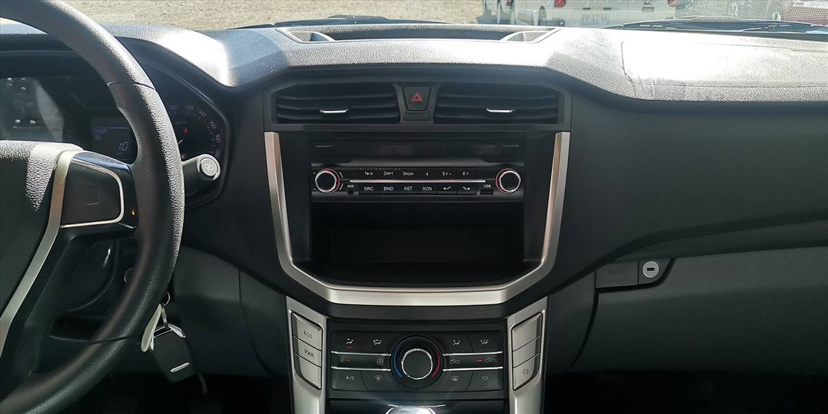 MAXUS T60 DCAB 4X2 2.0 - Imagen 23