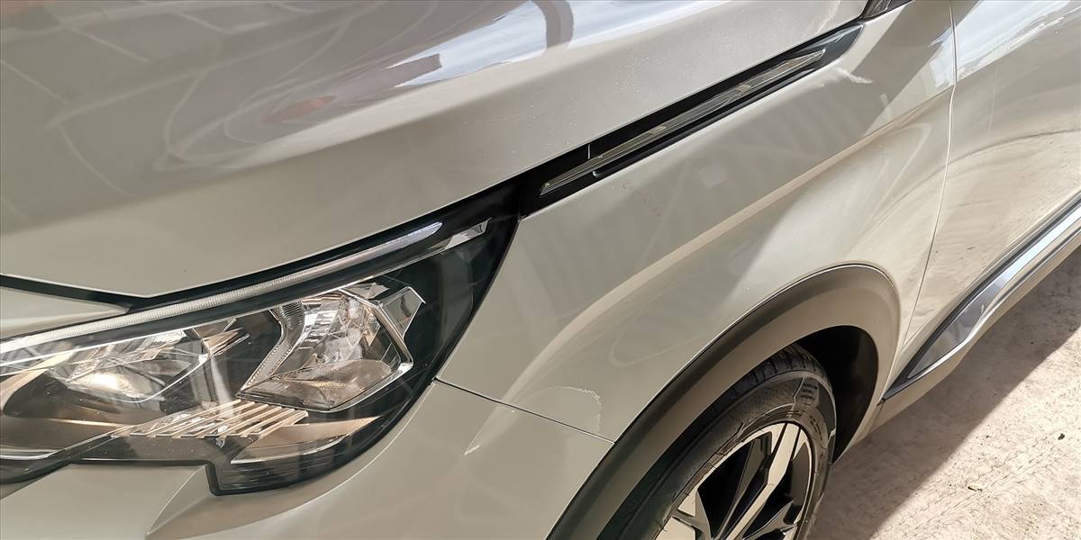 PEUGEOT 3008 ALLURE 1.6 AT - Imagen 108