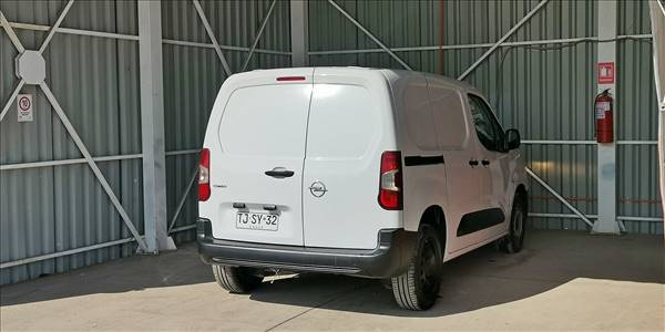 OPEL COMBO 4X2 1.5 - Imagen 4
