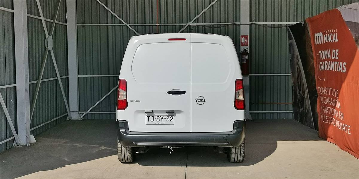 OPEL COMBO 4X2 1.5 - Imagen 9