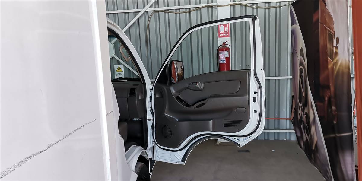 HYUNDAI PORTER HR CRDI 4X2 2.5 - Imagen 22