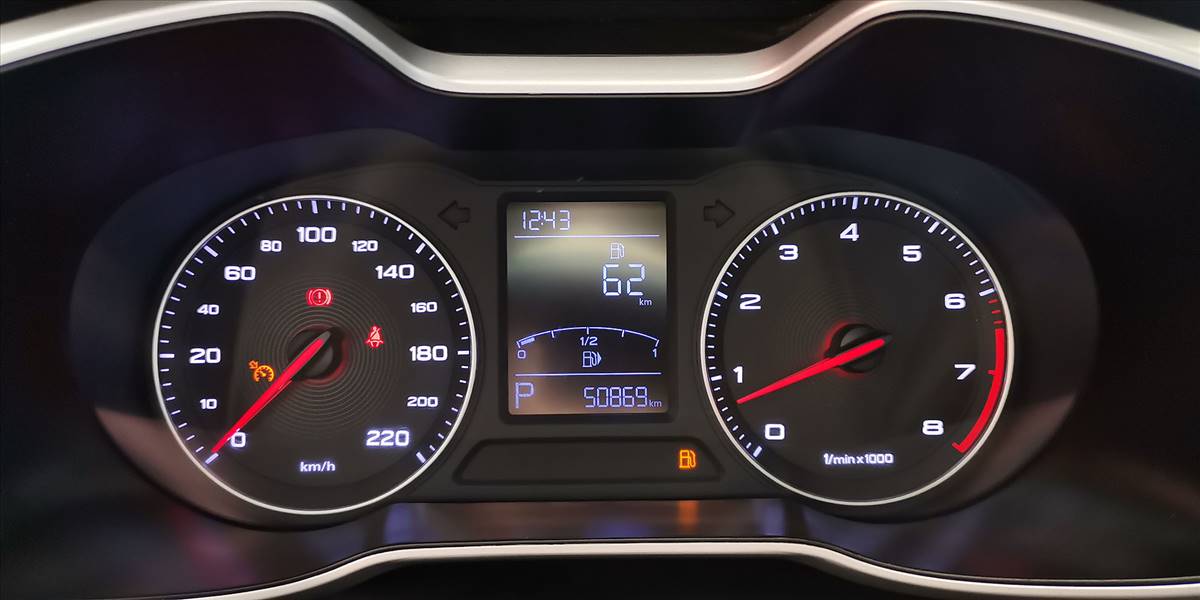 MG ZS 1.5L AUT - Imagen 24
