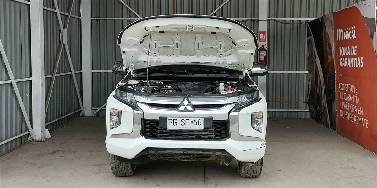 MITSUBISHI L200 KATANA CR 2.4 - Imagen 15