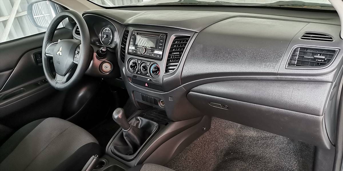 MITSUBISHI L200 KATANA CR 2.4 - Imagen 22