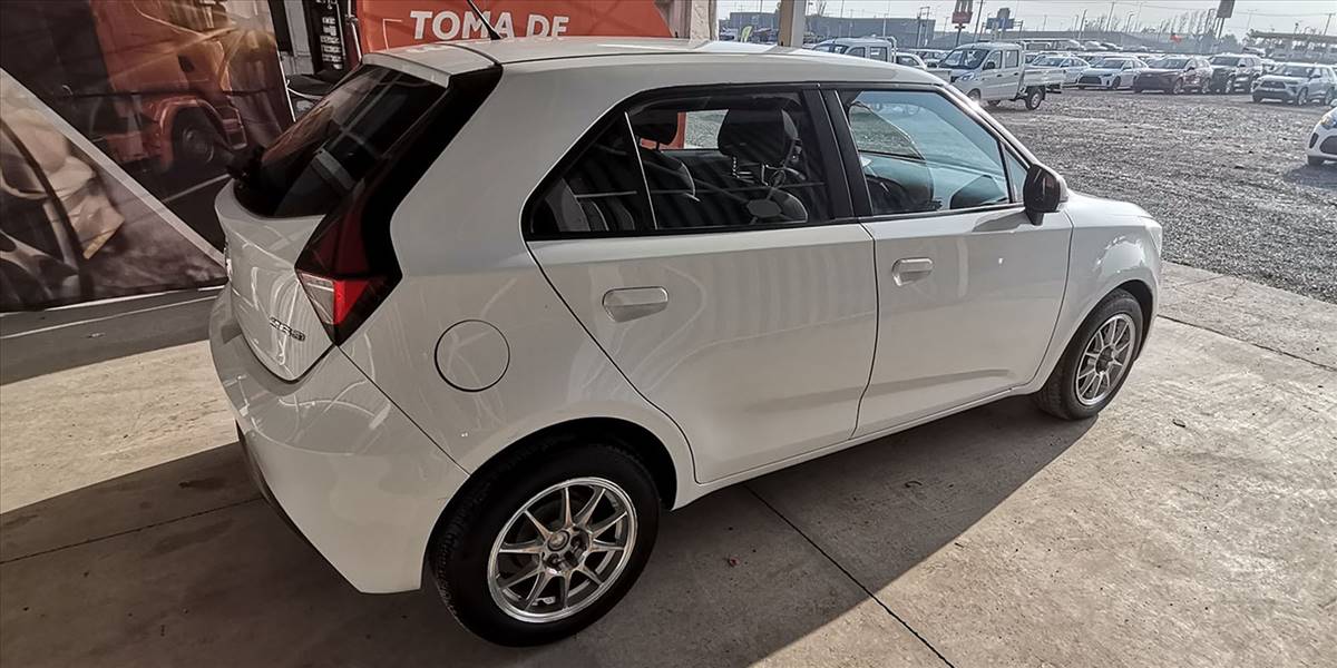 MG 3 HATCH BACK 1.5 AUT - Imagen 11