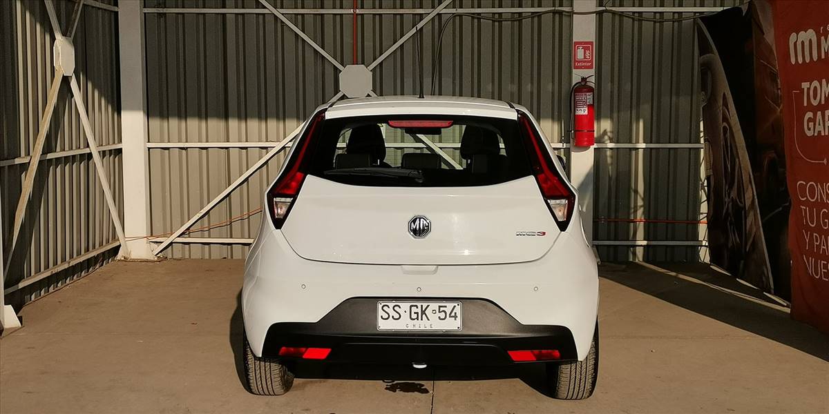 MG 3 HATCH BACK 1.5 AUT - Imagen 12