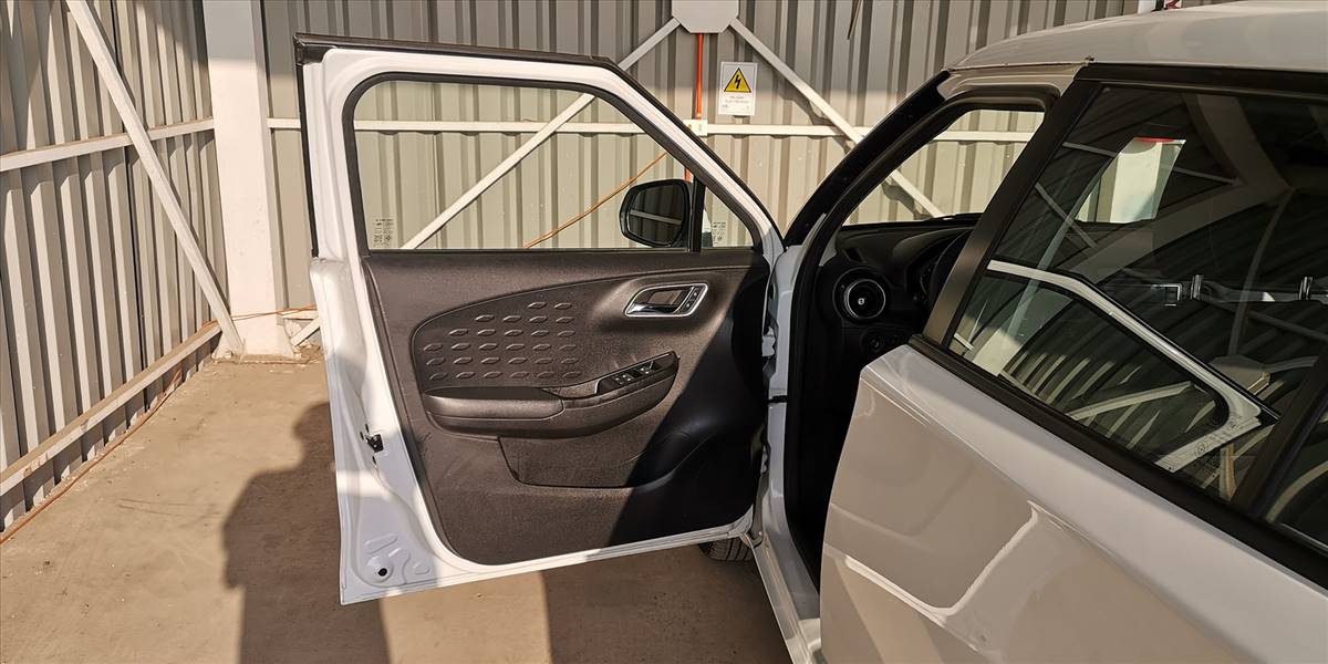 MG 3 HATCH BACK 1.5 AUT - Imagen 27