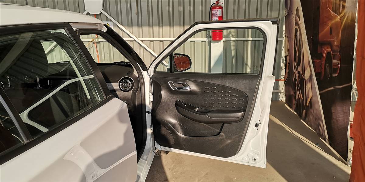 MG 3 HATCH BACK 1.5 AUT - Imagen 28