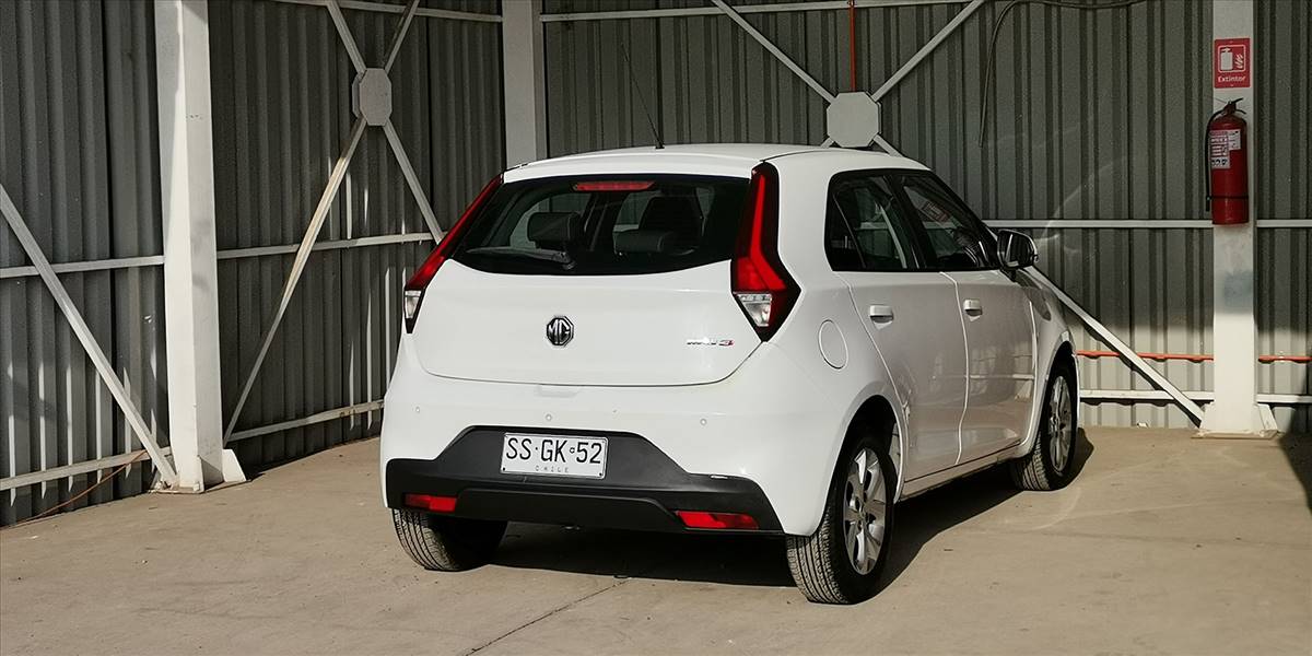 MG 3 HATCH BACK 1.5 AUT - Imagen 3