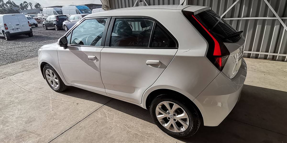 MG 3 HATCH BACK 1.5 AUT - Imagen 10