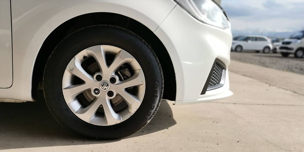 MG 3 HATCH BACK 1.5 AUT - Imagen 17