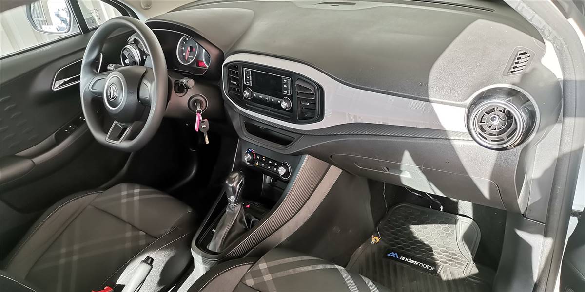 MG 3 HATCH BACK 1.5 AUT - Imagen 22