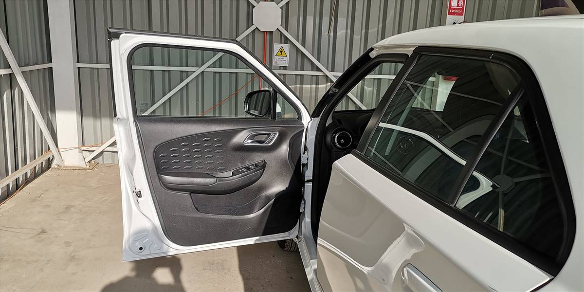 MG 3 HATCH BACK 1.5 AUT - Imagen 27