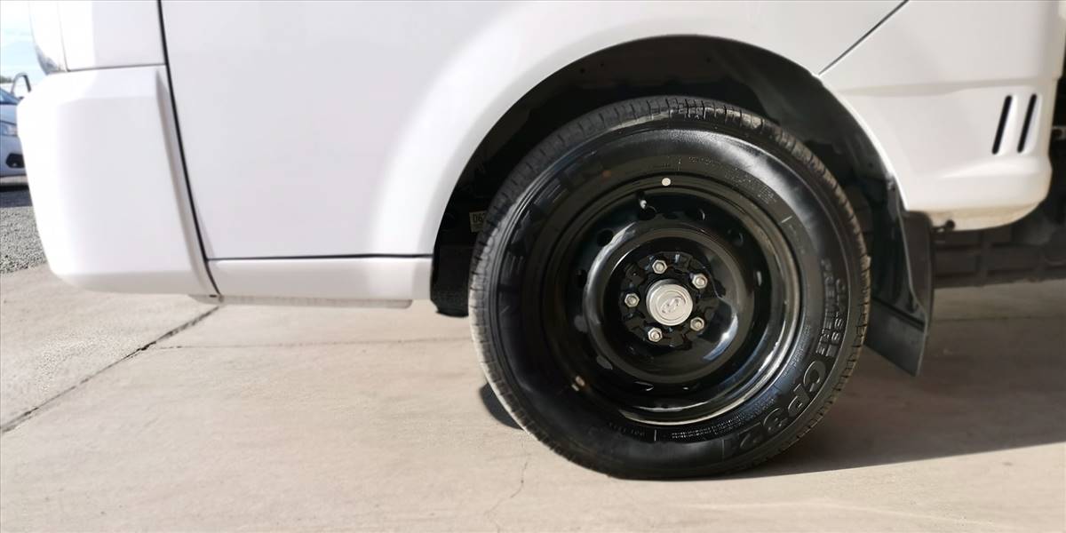 HYUNDAI PORTER HR CRDI 4X2 2.5 - Imagen 14