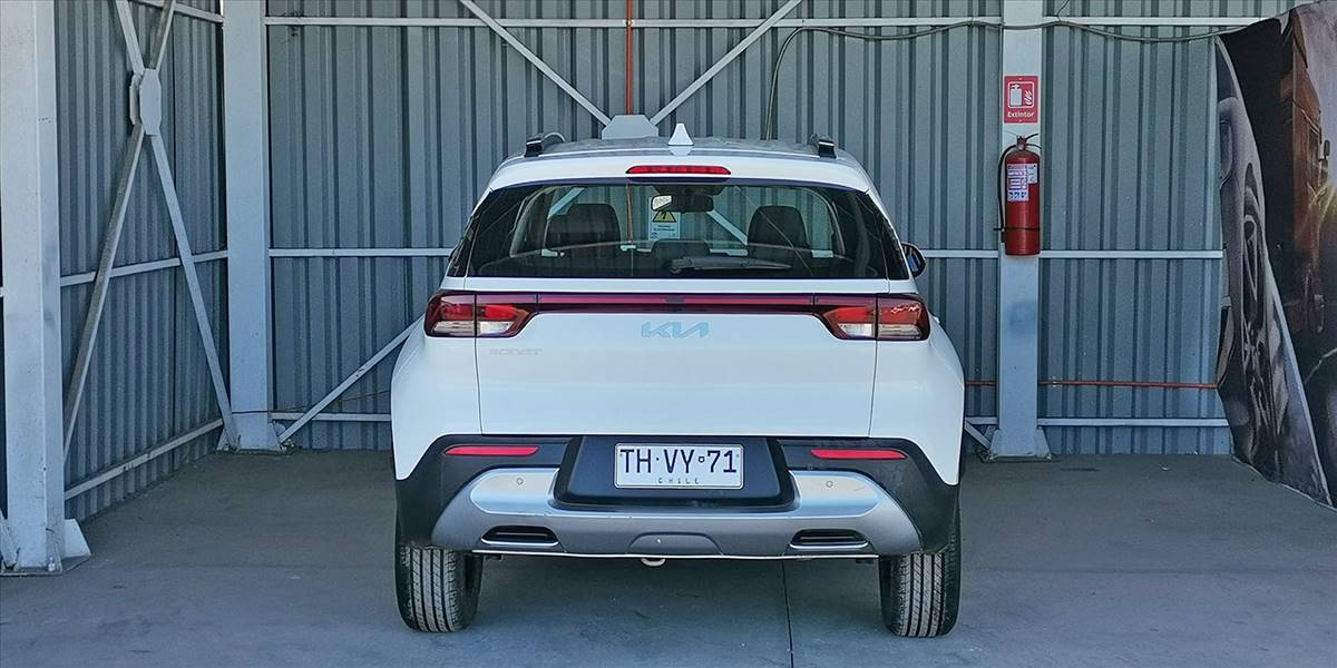 KIA SONET EX IVT 1.5 AUT - Imagen 12