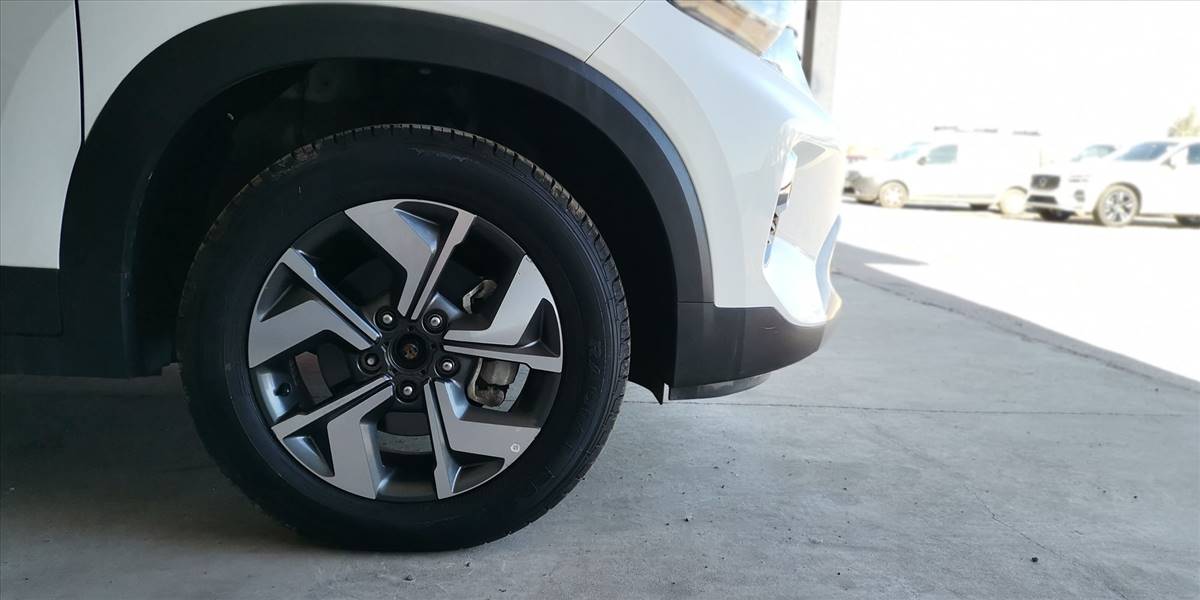 KIA SONET EX IVT 1.5 AUT - Imagen 17