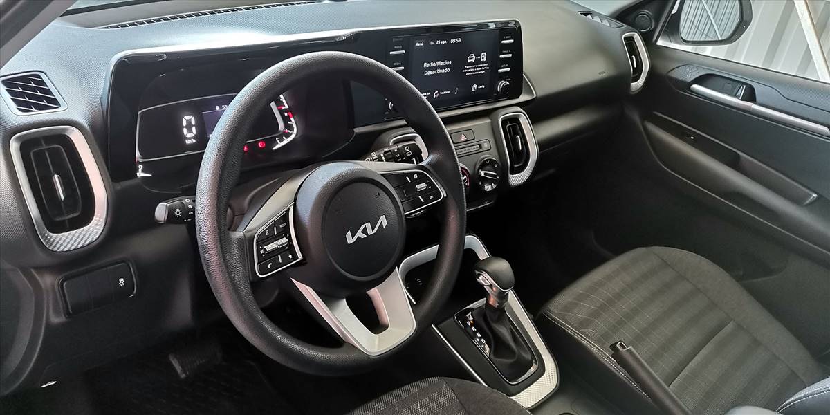 KIA SONET EX IVT 1.5 AUT - Imagen 21