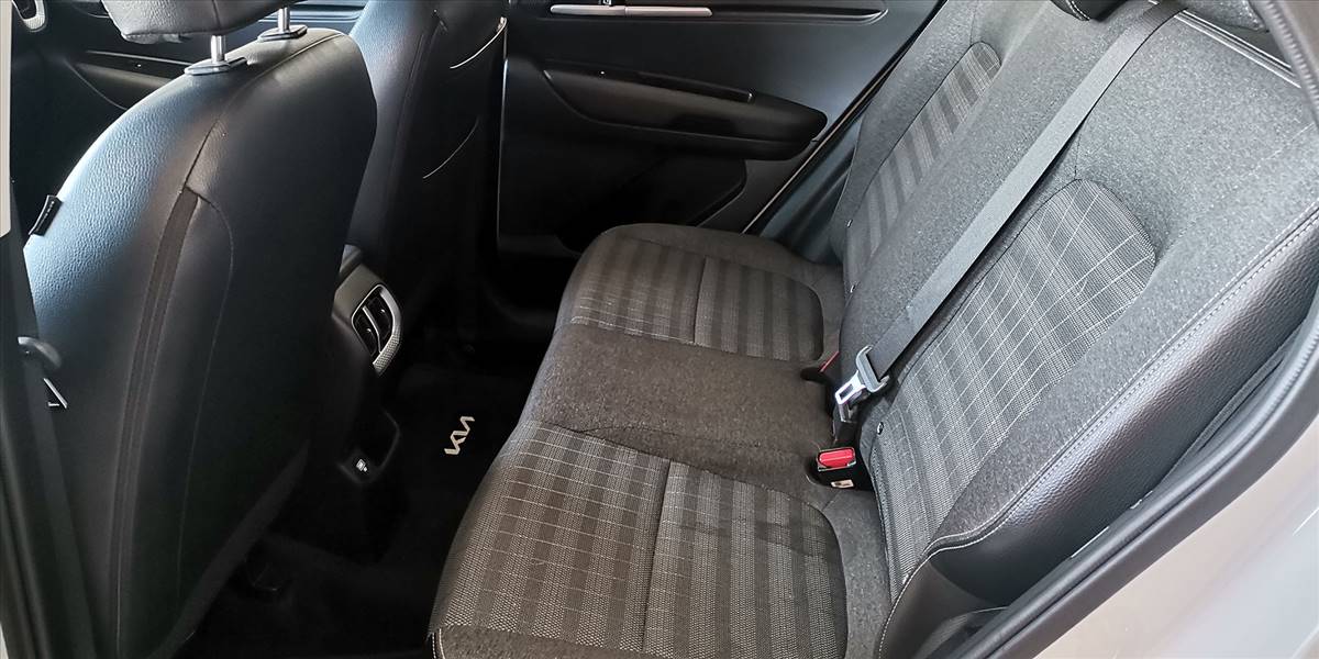 KIA SONET EX IVT 1.5 AUT - Imagen 26