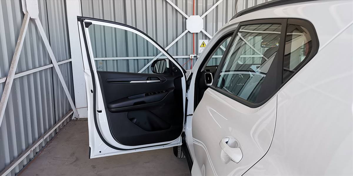 KIA SONET EX IVT 1.5 AUT - Imagen 27