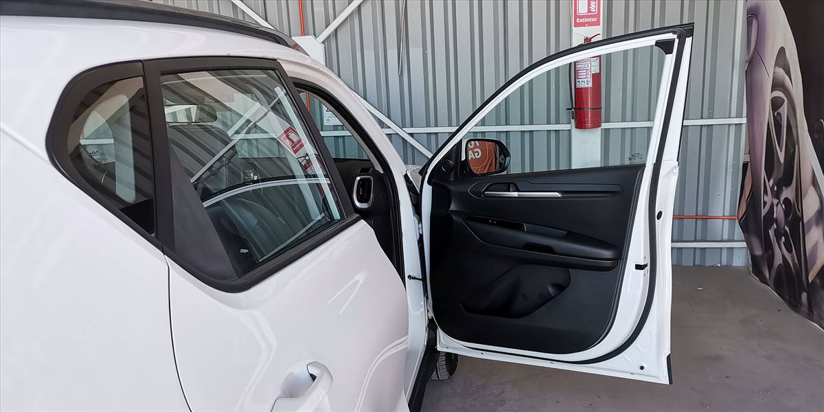 KIA SONET EX IVT 1.5 AUT - Imagen 28