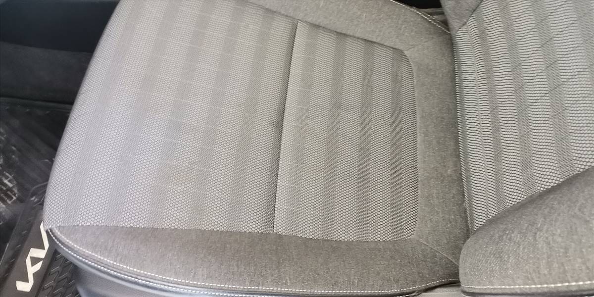 KIA SONET EX IVT 1.5 AUT - Imagen 43