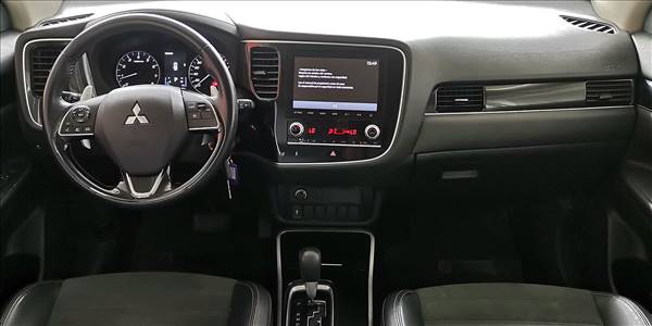 MITSUBISHI OUTLANDER GLX 4X4 2.4 AUT - Imagen 8