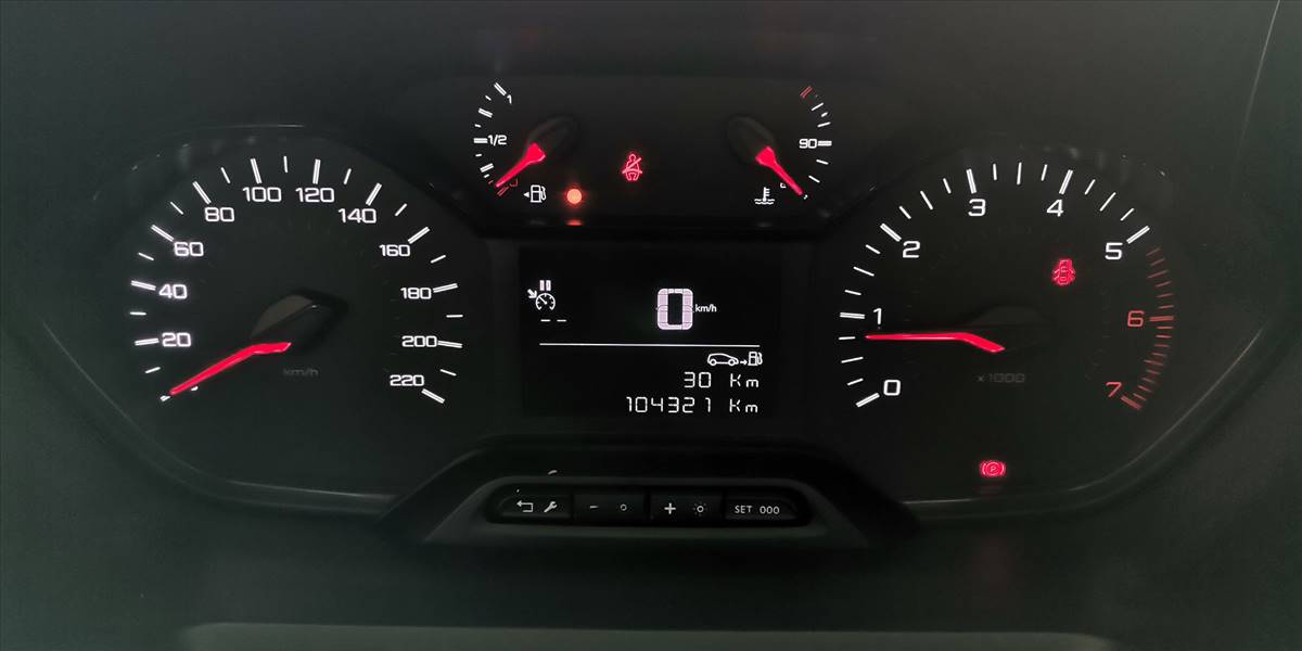 PEUGEOT NUEVA PARTNER HDI 1.6 - Imagen 25